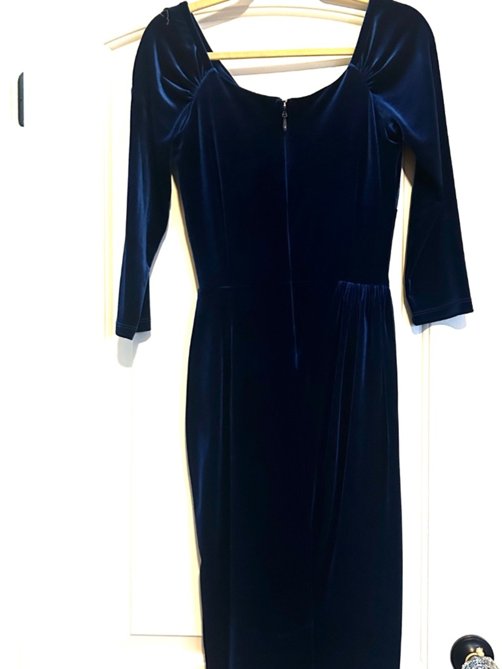 Vixen by Micheline Pitt Starlet Wiggle Dress in Blue Velvet - Picture 5 of 7